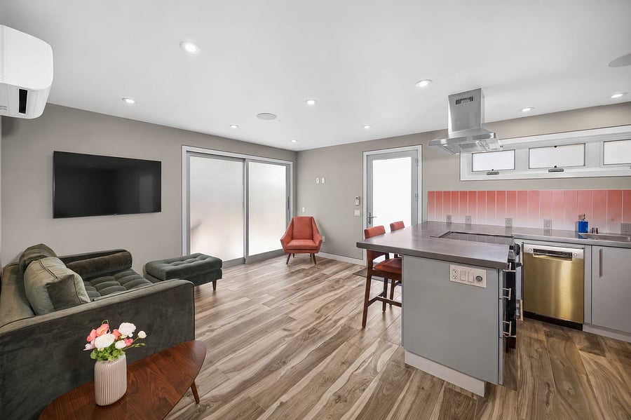 Furnished Finder property 1057289_1 photo 6