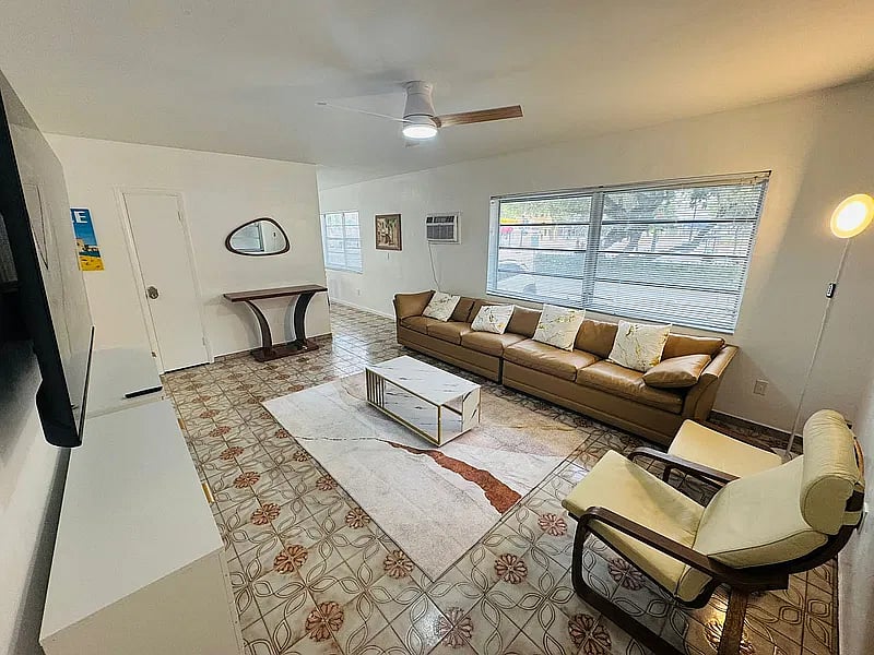 Furnished Finder property 1057305_1 photo 4