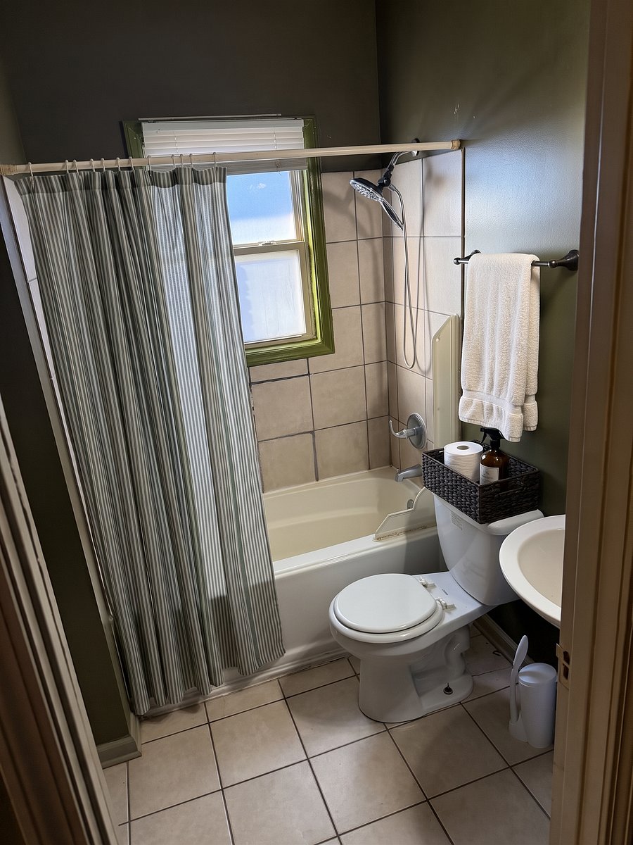 Furnished Finder property 1057318_1 photo 2