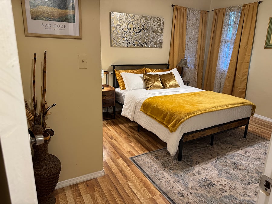 Furnished Finder property 1057327_1 photo 1