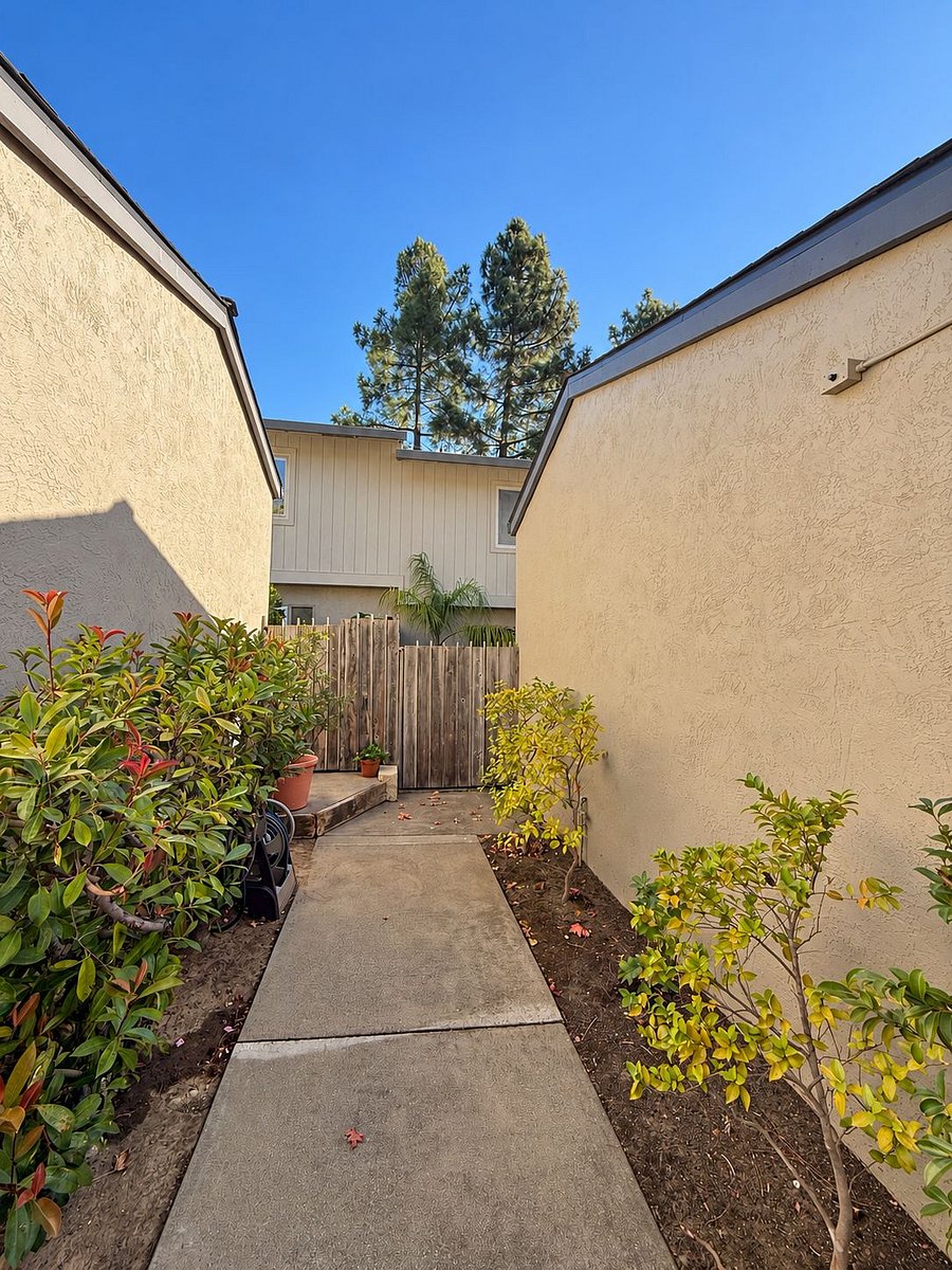 Furnished Finder property 1057340_1 photo 23