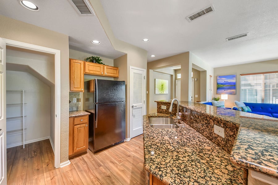 Furnished Finder property 1057349_1 photo 12