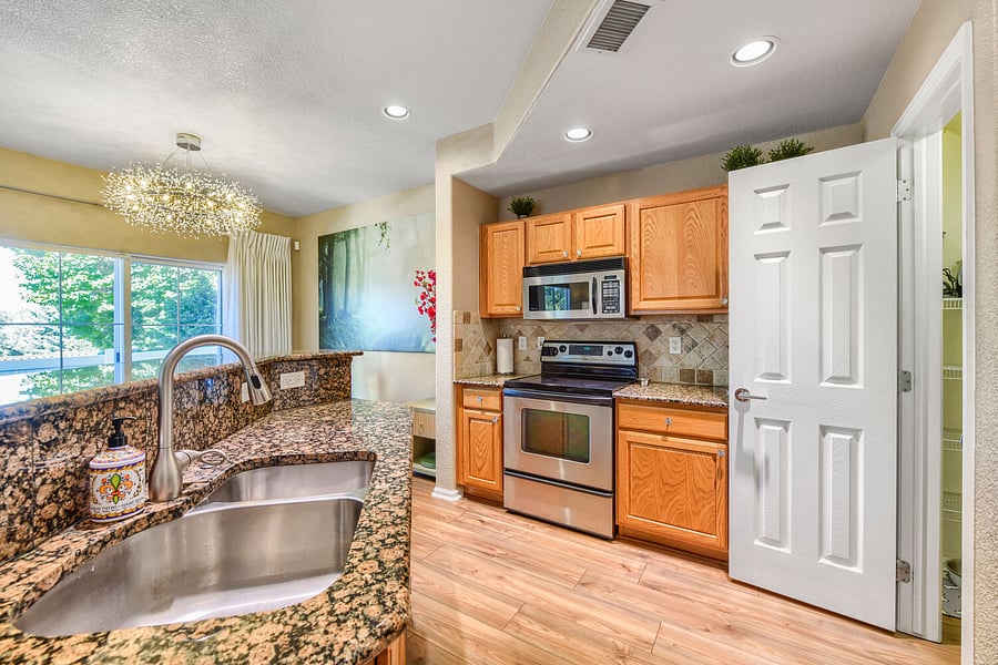 Furnished Finder property 1057349_1 photo 9