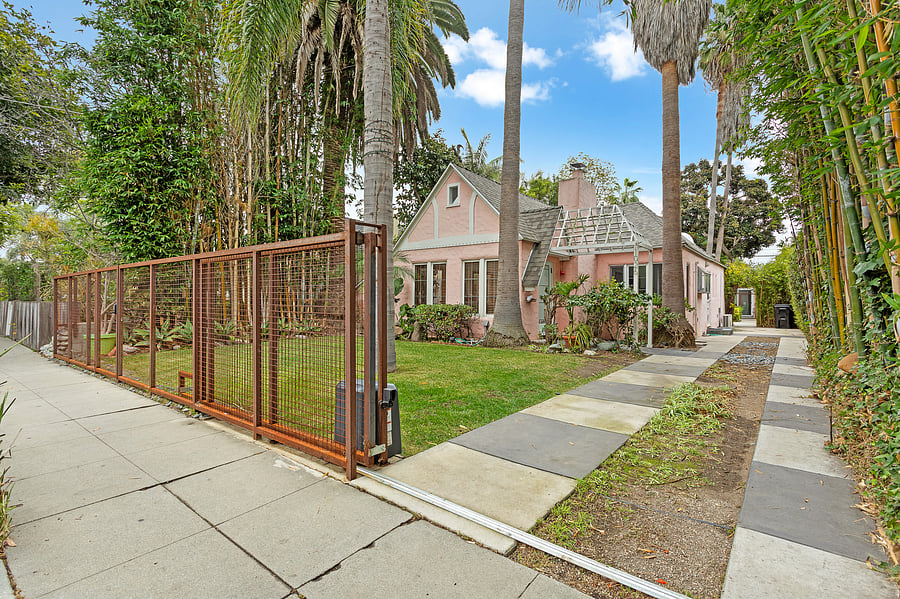 Furnished Finder property 1057352_1 photo 1
