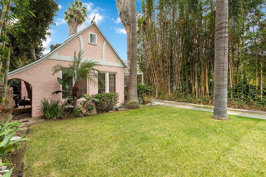 Furnished Finder property 1057352_1 photo 3