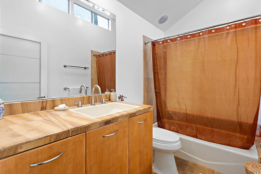 Furnished Finder property 1057352_1 photo 30