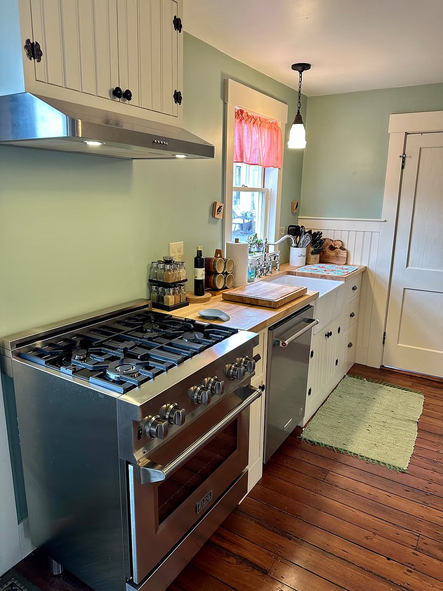 Furnished Finder property 1057354_1 photo 7