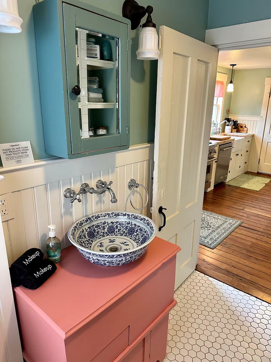 Furnished Finder property 1057354_1 photo 24