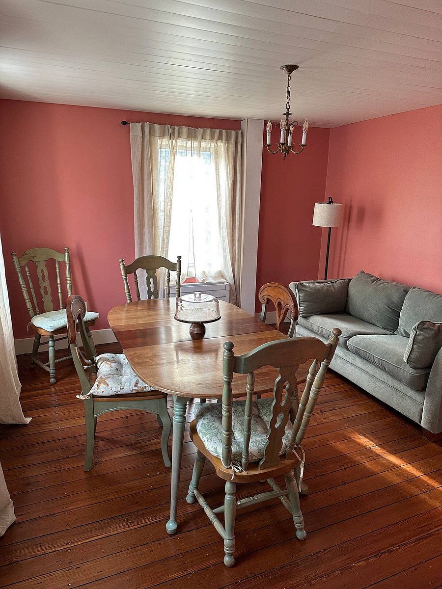 Furnished Finder property 1057354_1 photo 3