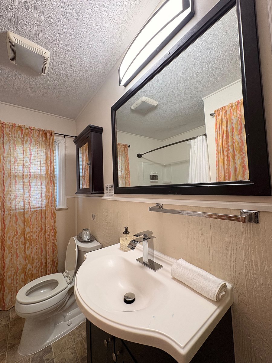 Furnished Finder property 1057368_1 photo 3