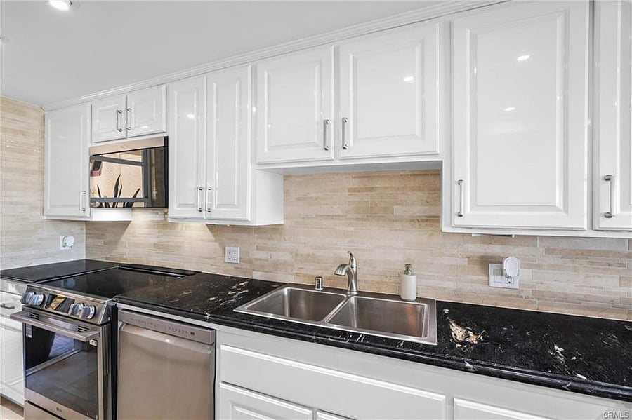 Furnished Finder property 1057371_1 photo 15