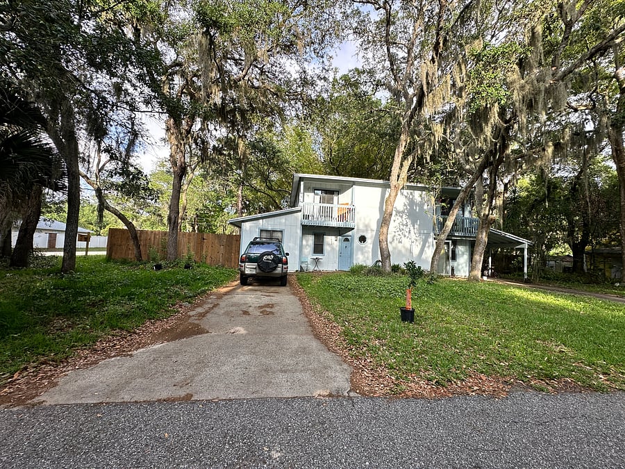 View of the front yard & home