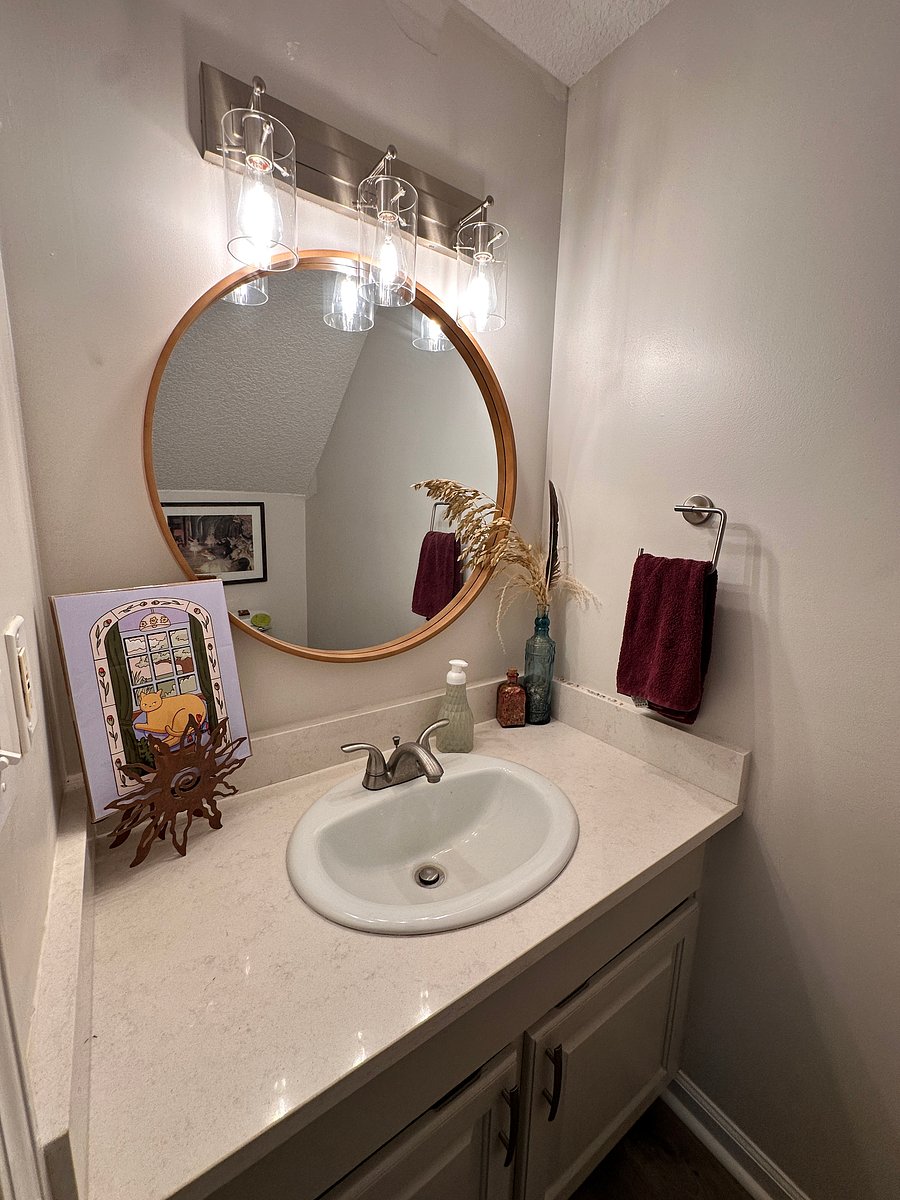 Downstairs half bath
