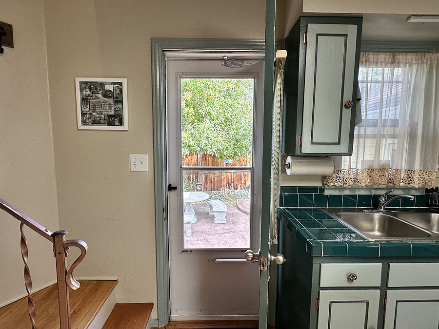 Furnished Finder property 1057392_1 photo 3