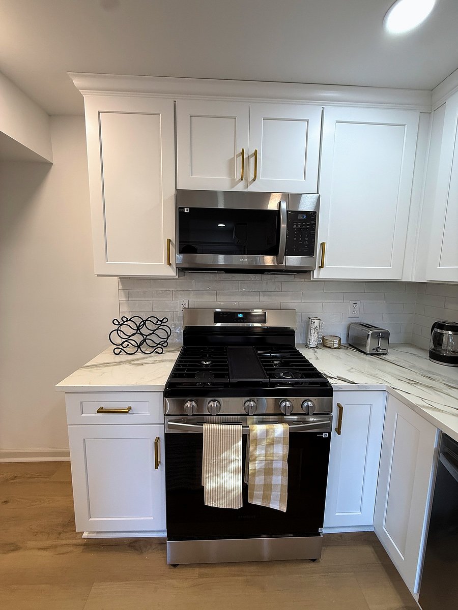Furnished Finder property 1057399_1 photo 8