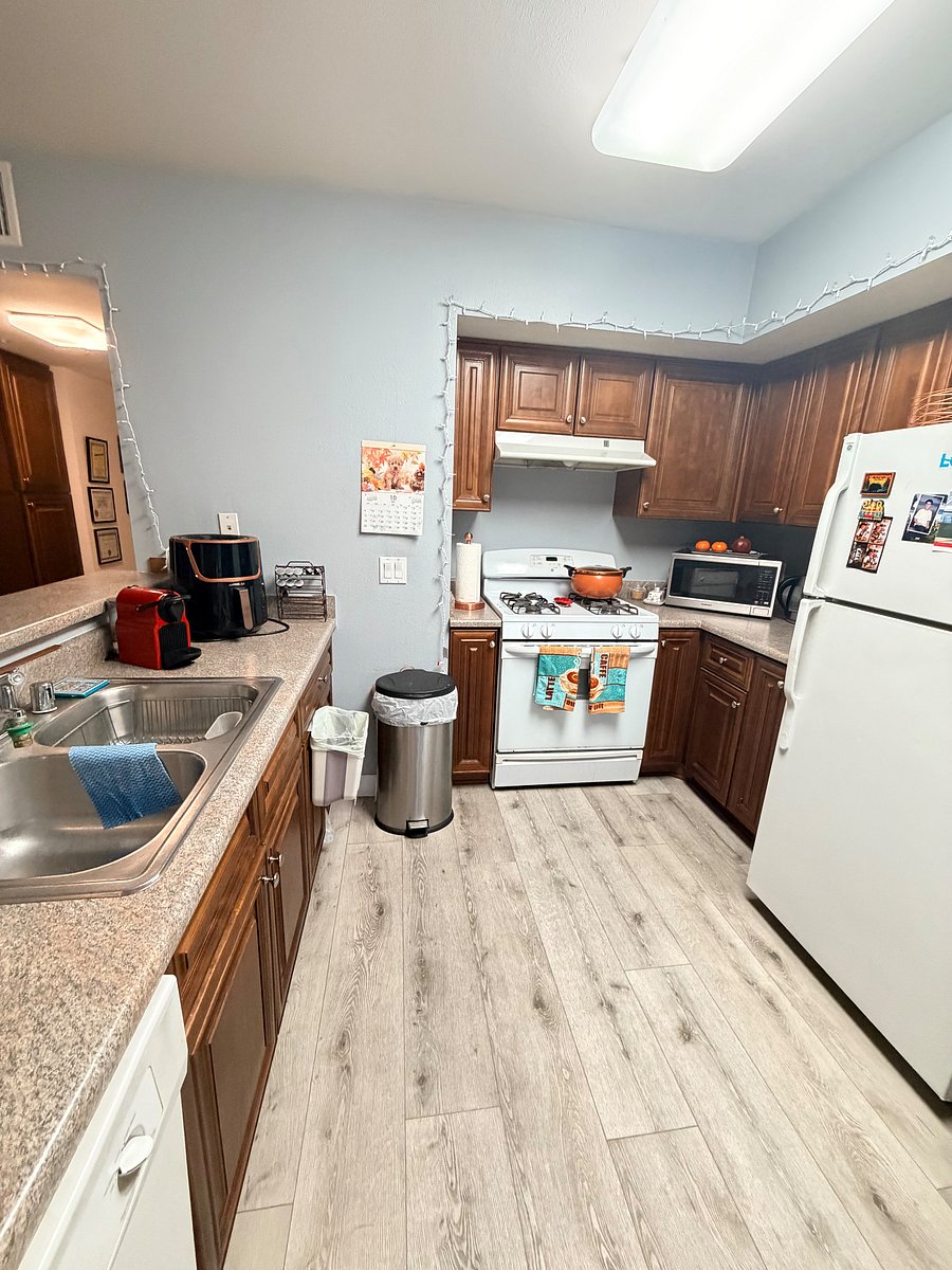 Furnished Finder property 1057408_1 photo 3