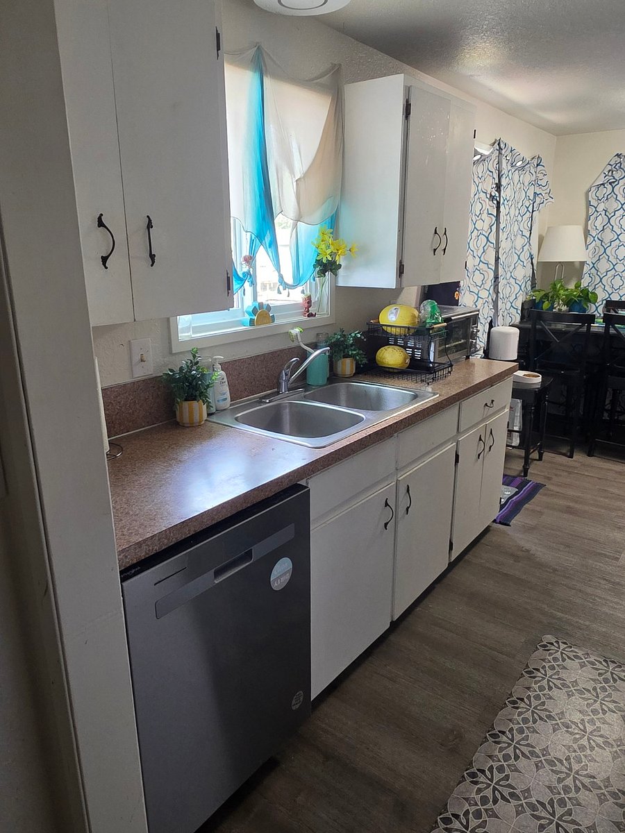 Furnished Finder property 1057449_1 photo 12