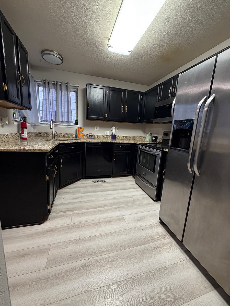 Furnished Finder property 1057451_1 photo 8
