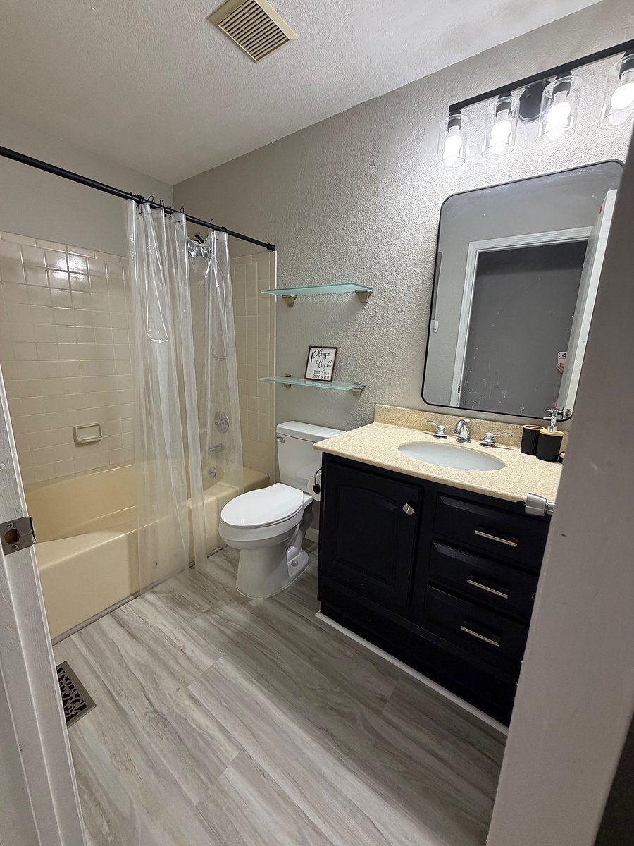 Furnished Finder property 1057451_1 photo 11