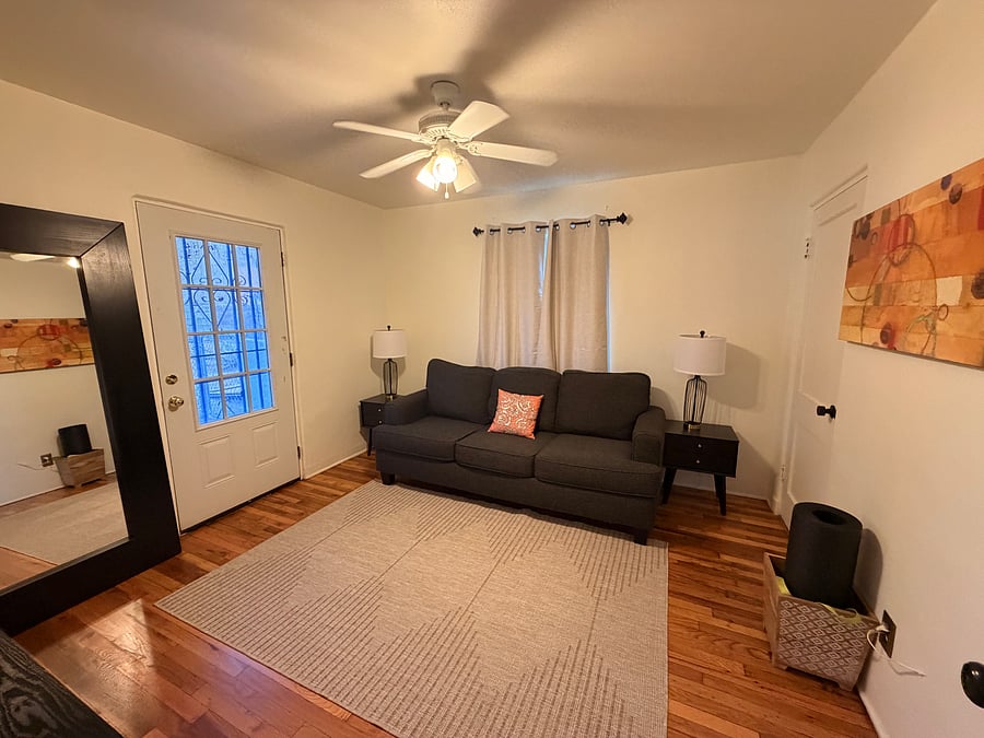 Furnished Finder property 1057452_1 photo 11