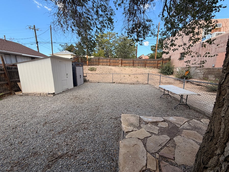 Furnished Finder property 1057452_1 photo 17