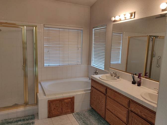 Furnished Finder property 1057461_1 photo 9