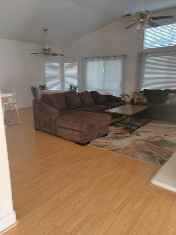 Furnished Finder property 1057461_1 photo 6