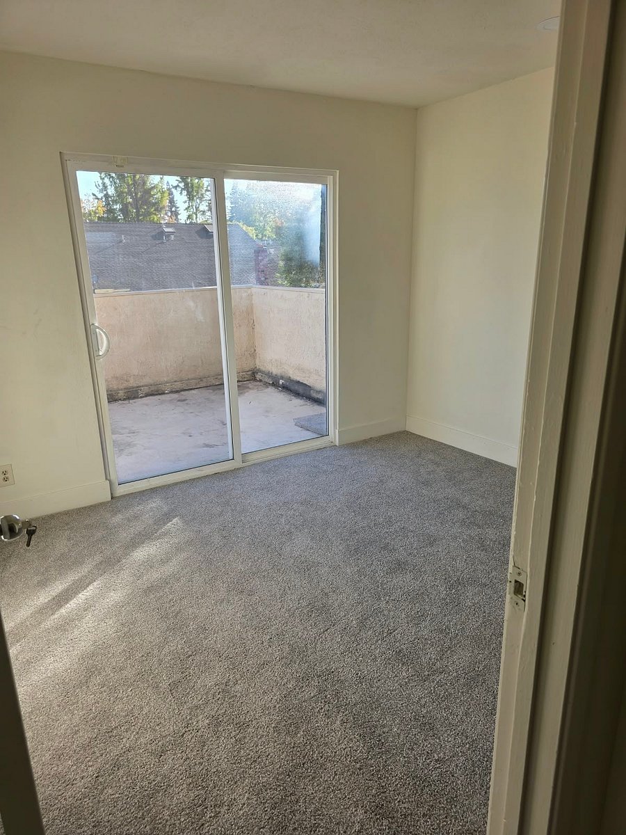 Furnished Finder property 1057470_1 photo 13