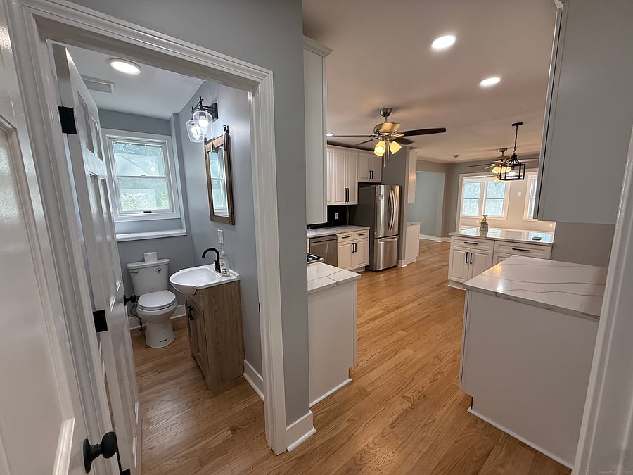 Furnished Finder property 1057486_1 photo 4