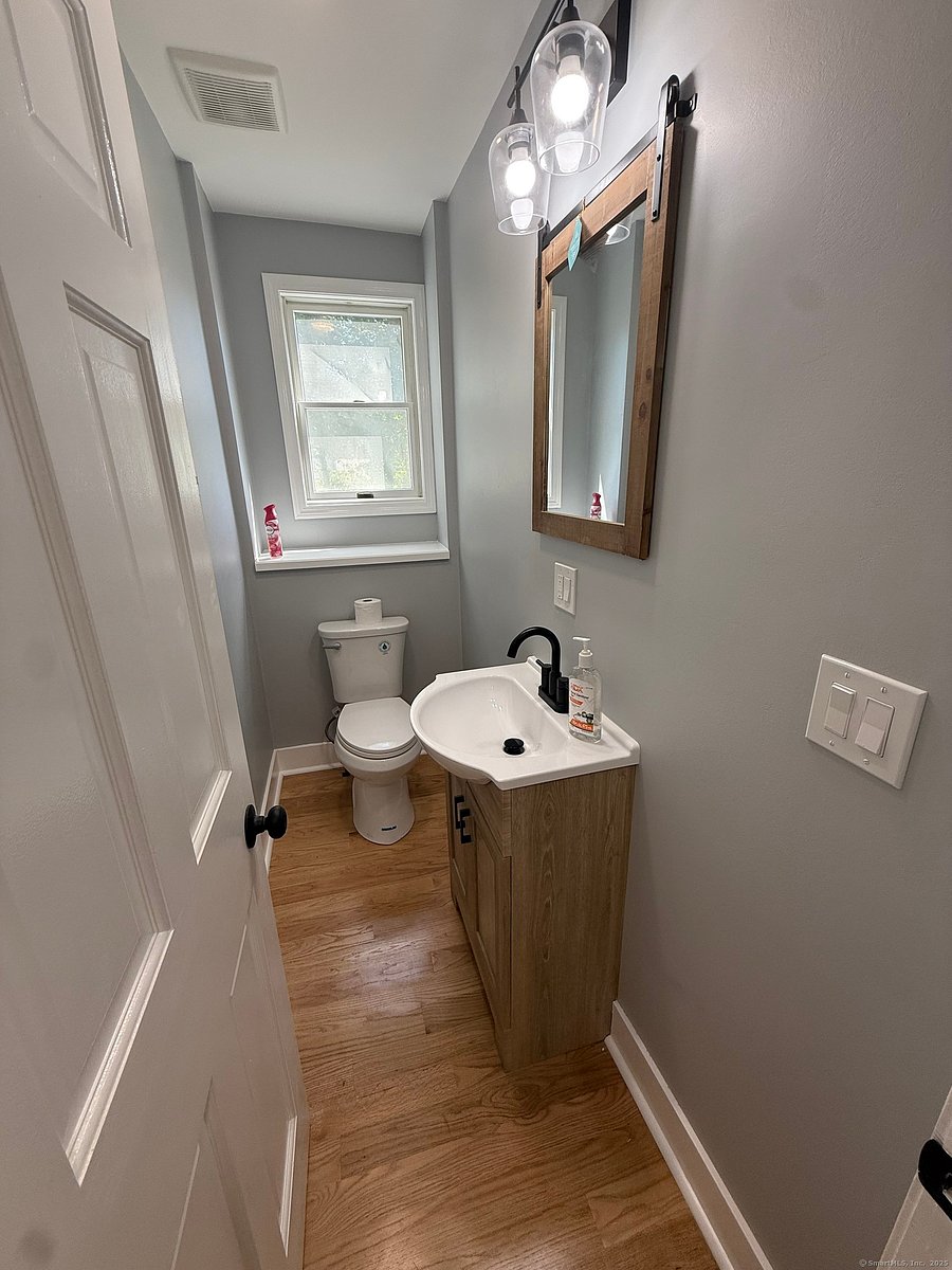 Furnished Finder property 1057486_1 photo 8