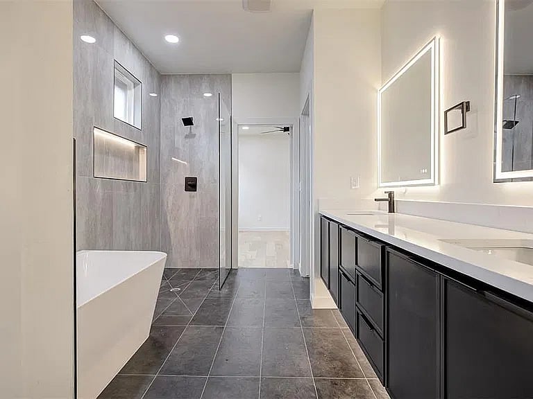 Furnished Finder property 1057493_1 photo 6