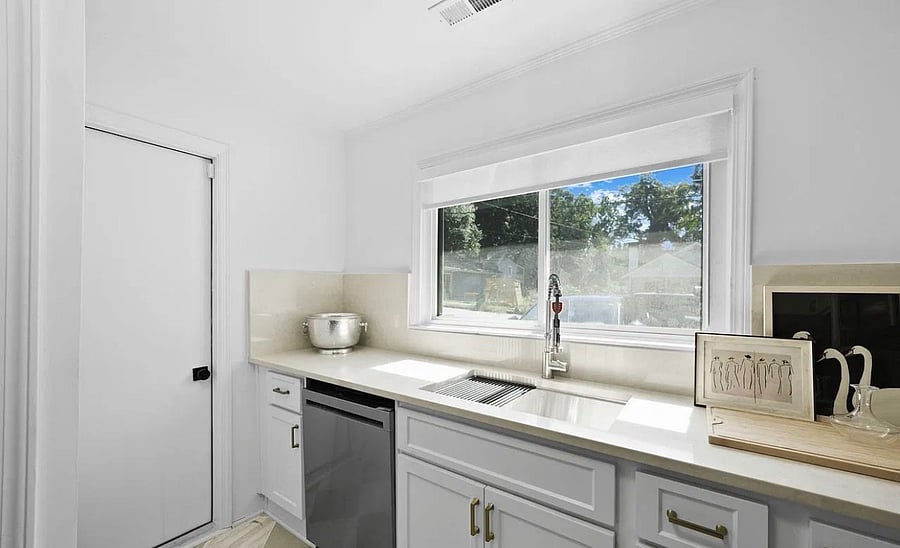 Furnished Finder property 1057501_1 photo 12