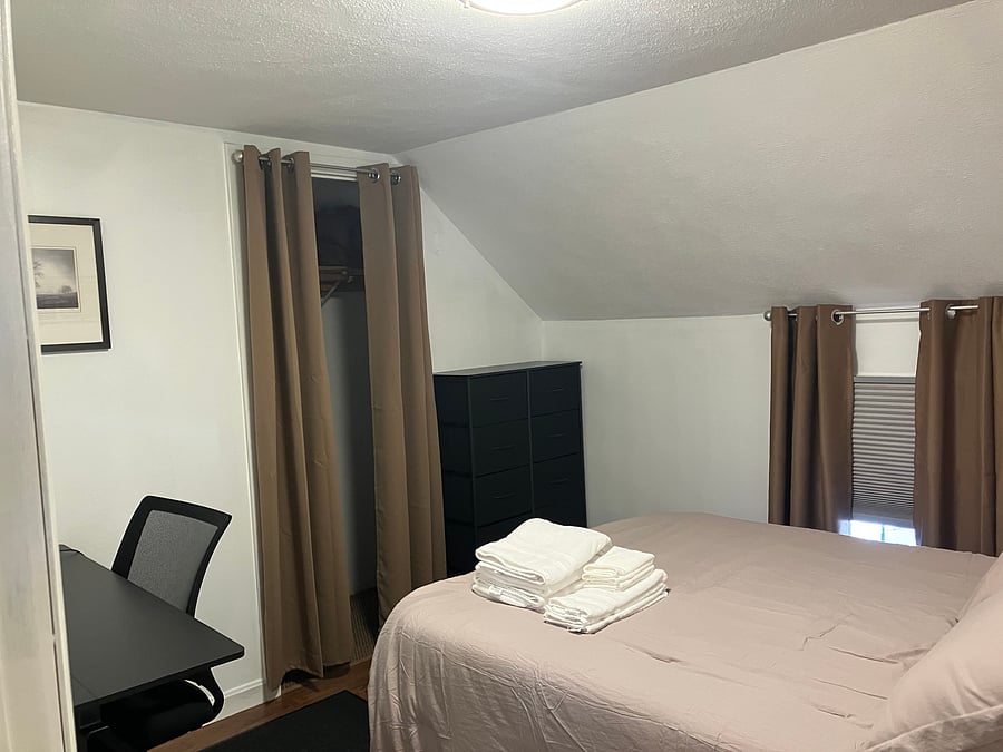 3rd floor full size bedroom closet view