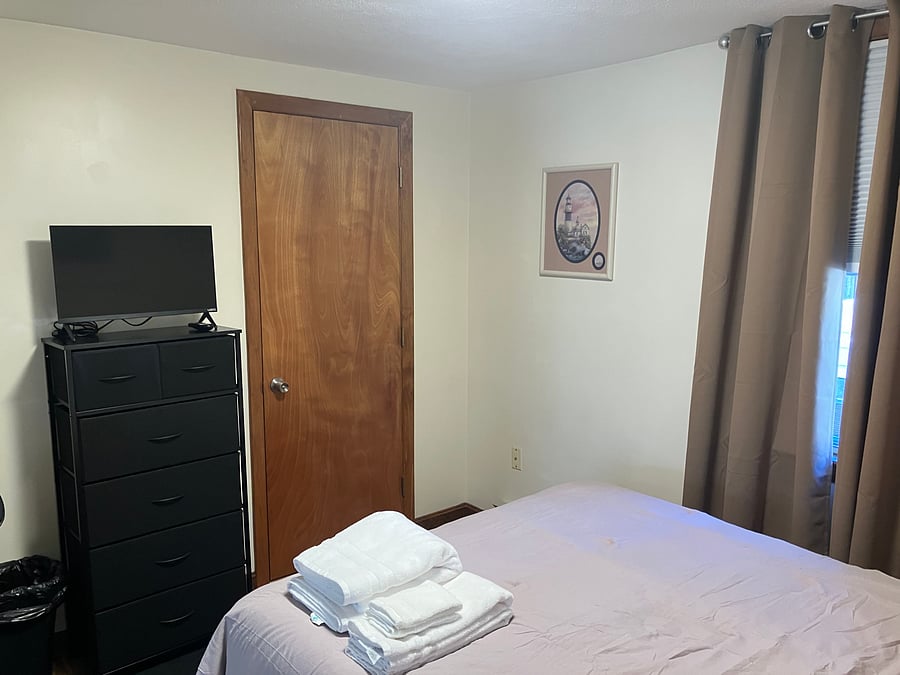 2nd floor full size bedroom, closet door view