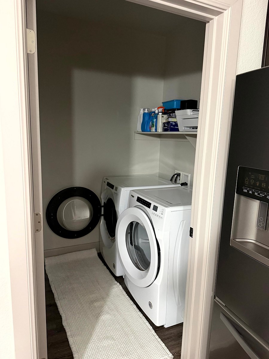 Furnished Finder property 1057567_1 photo 12