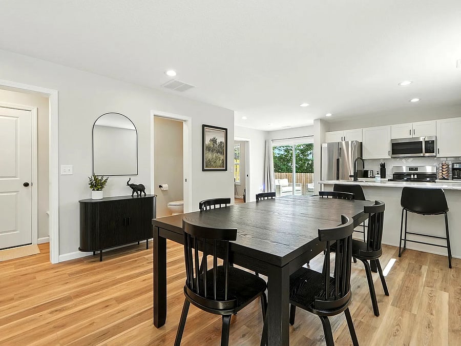 Furnished Finder property 1057590_1 photo 13