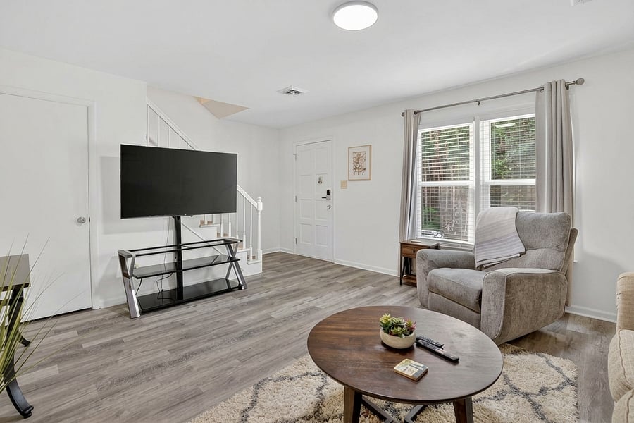 Furnished Finder property 1057662_1 photo 2