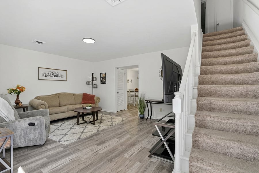 Furnished Finder property 1057662_1 photo 3