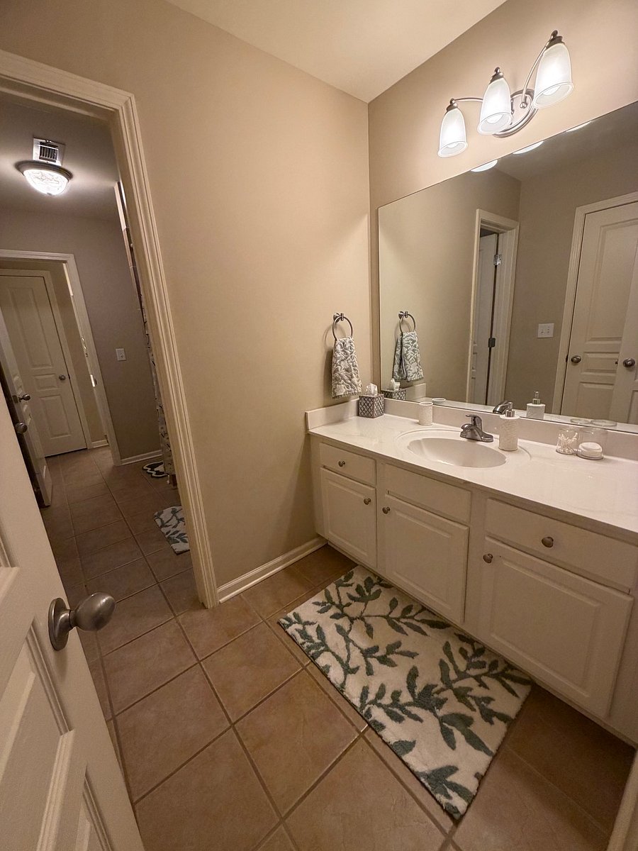 Furnished Finder property 1057677_1 photo 21