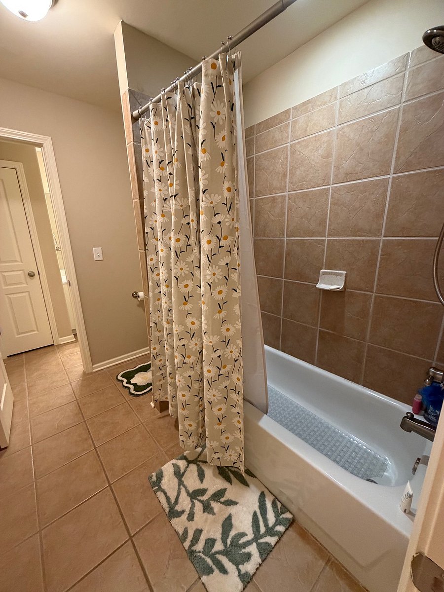Furnished Finder property 1057677_1 photo 22