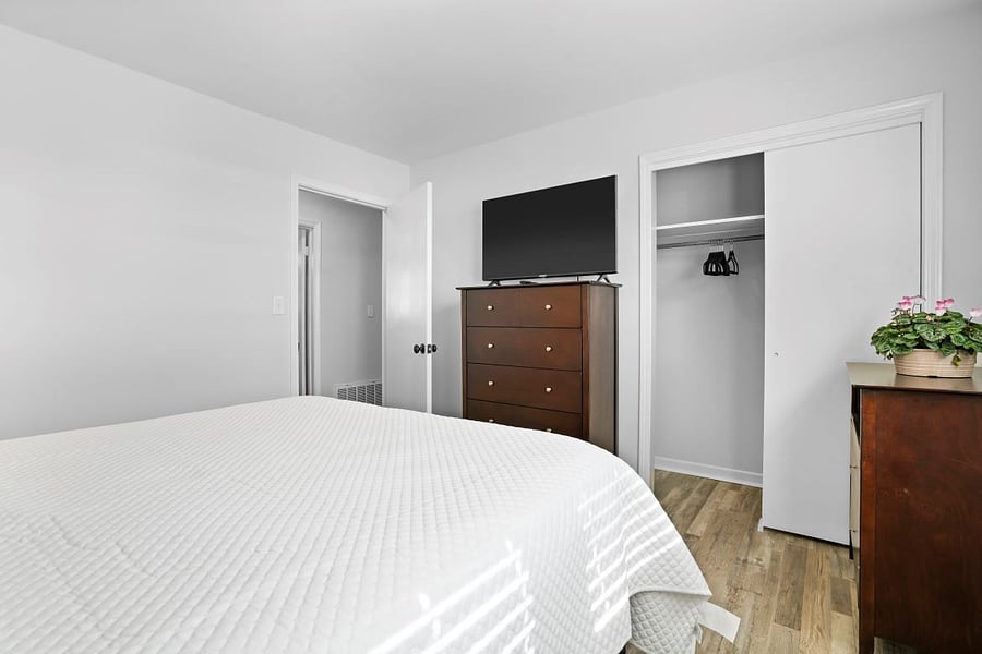Furnished Finder property 1057697_1 photo 12