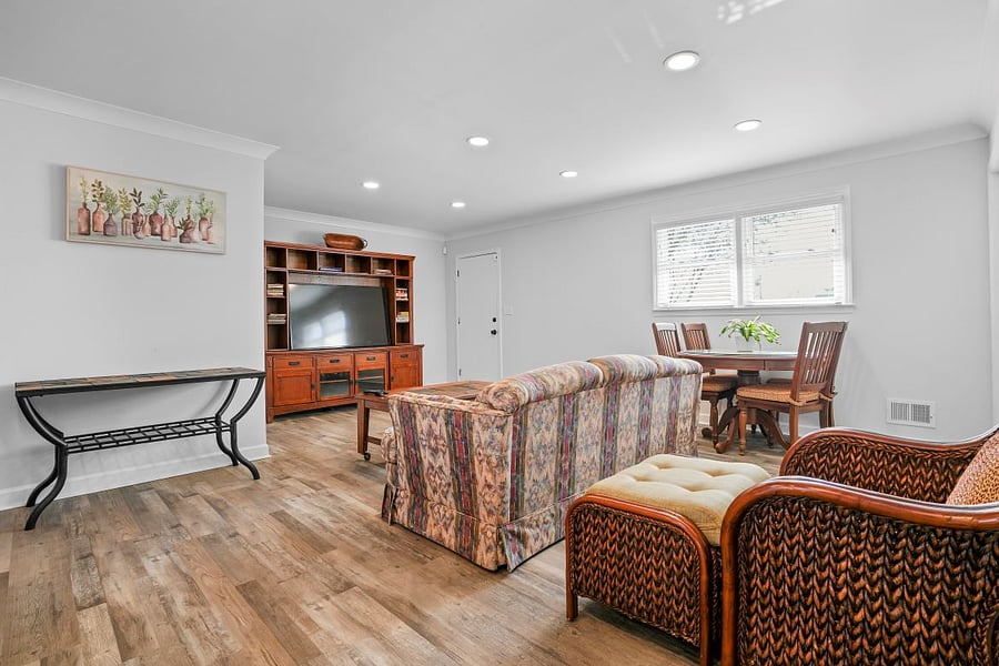 Furnished Finder property 1057697_1 photo 3