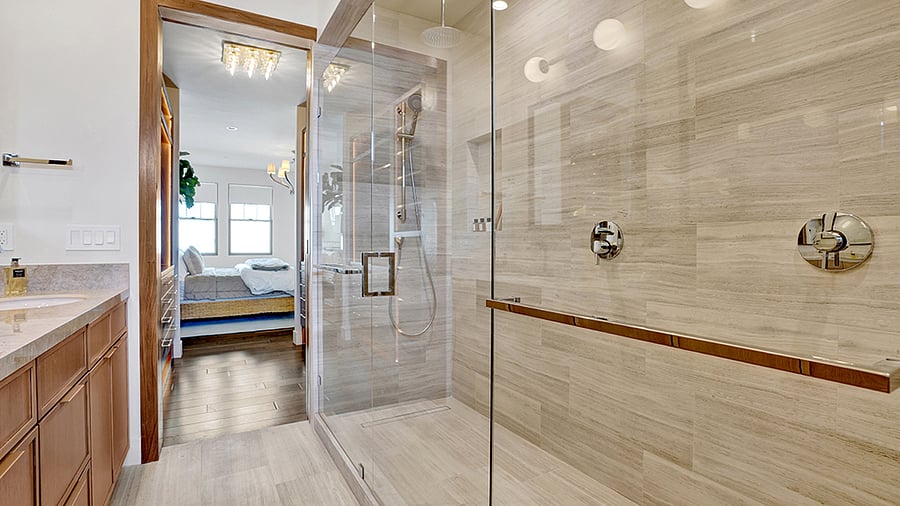 Primary bath