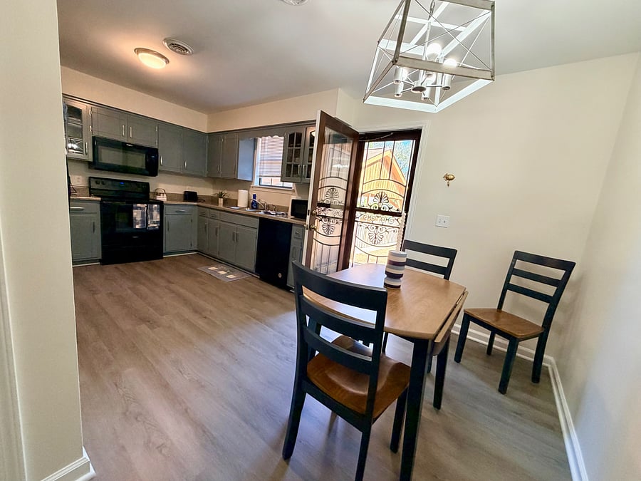 Furnished Finder property 1057707_1 photo 6