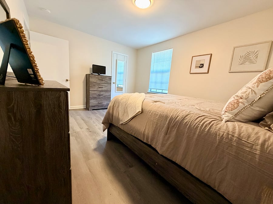 Furnished Finder property 1057707_1 photo 9