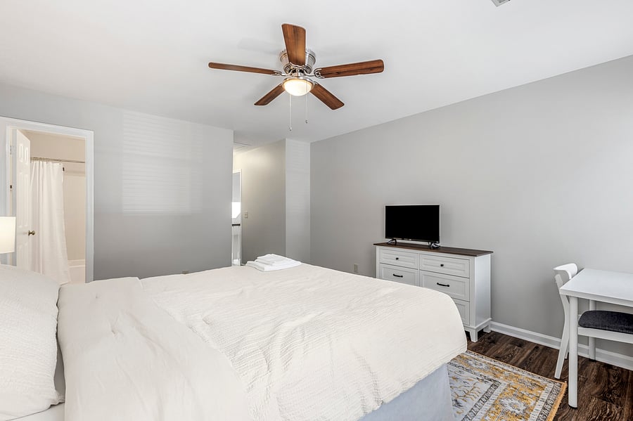Furnished Finder property 1057710_1 photo 36