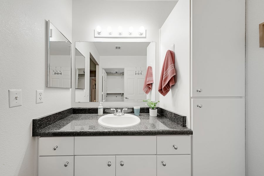 Furnished Finder property 1057739_1 photo 4