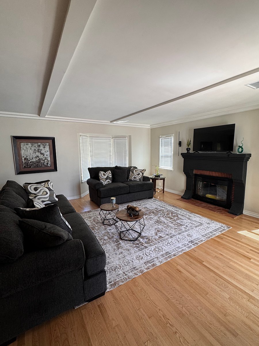 Furnished Finder property 1057805_1 photo 2