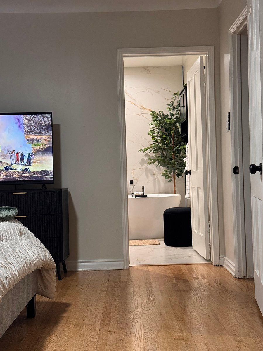 Furnished Finder property 1057805_1 photo 13