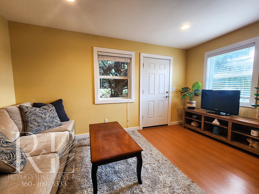 Furnished Finder property 1057810_1 photo 13